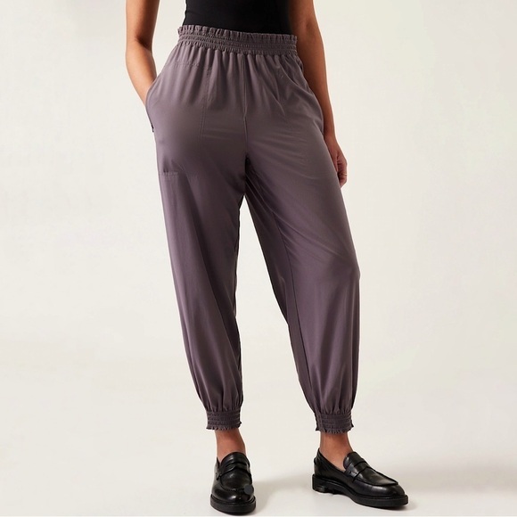 Athleta Savannah Featherweight High Waist Jogger Pant Dusk Violet 8 Medium - Picture 1 of 15